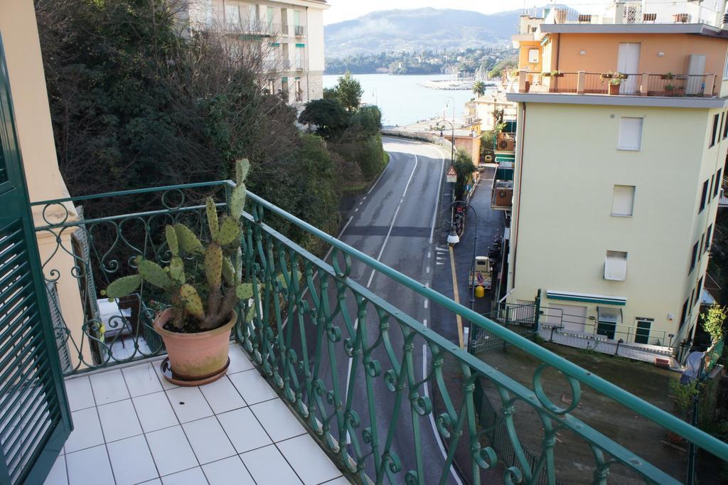 Casa Auxilium Appartement Rapallo Buitenkant foto